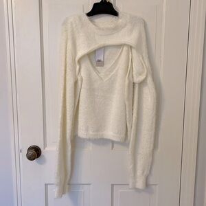 Nordstrom BP. Women’s XL cream/ivory fuzzy shrug crop with under tank. NWT.